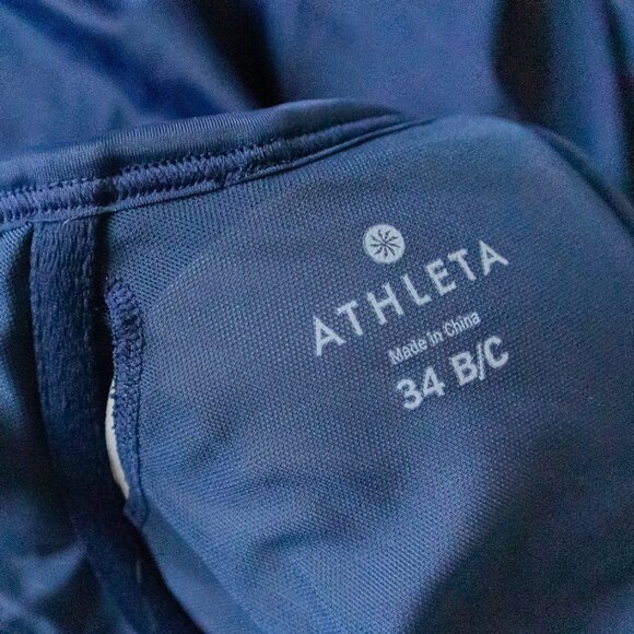 NEW Athleta Navy Blue Side Scrunch Scoop Neck Tankini Top Size 34 B/C - Picture 6 of 9